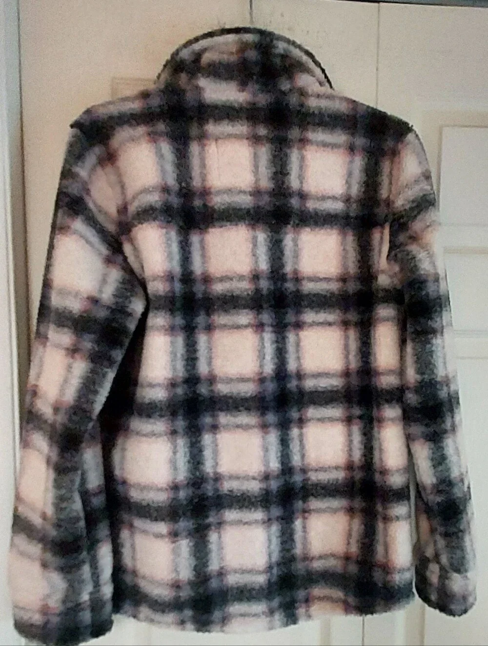 Abercrombie Kids Shaggy Faux Fur Sherpa Plaid Jacket Shacket Button 13/14 Unisex